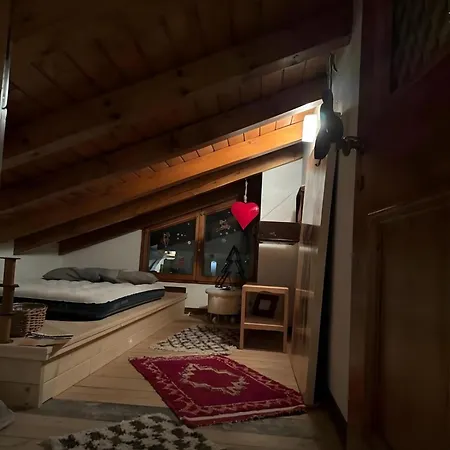 I Tramonti Del Picco Di Roda Apartmán *