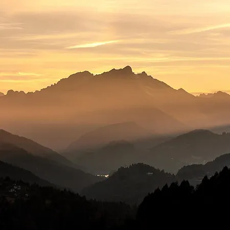 I Tramonti Del Picco Di Roda 아파트 피에베디카도레